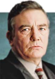 Albert Finney