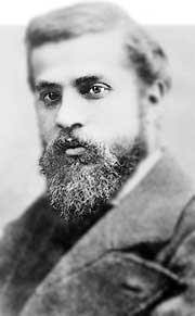 Antoni Gaudí<br> Antonio Gaudí 