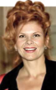 Lolita Davidovich