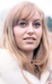 Susan George 