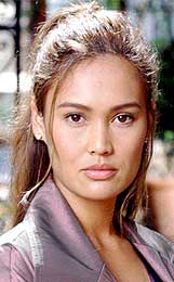 Tia Carrere 